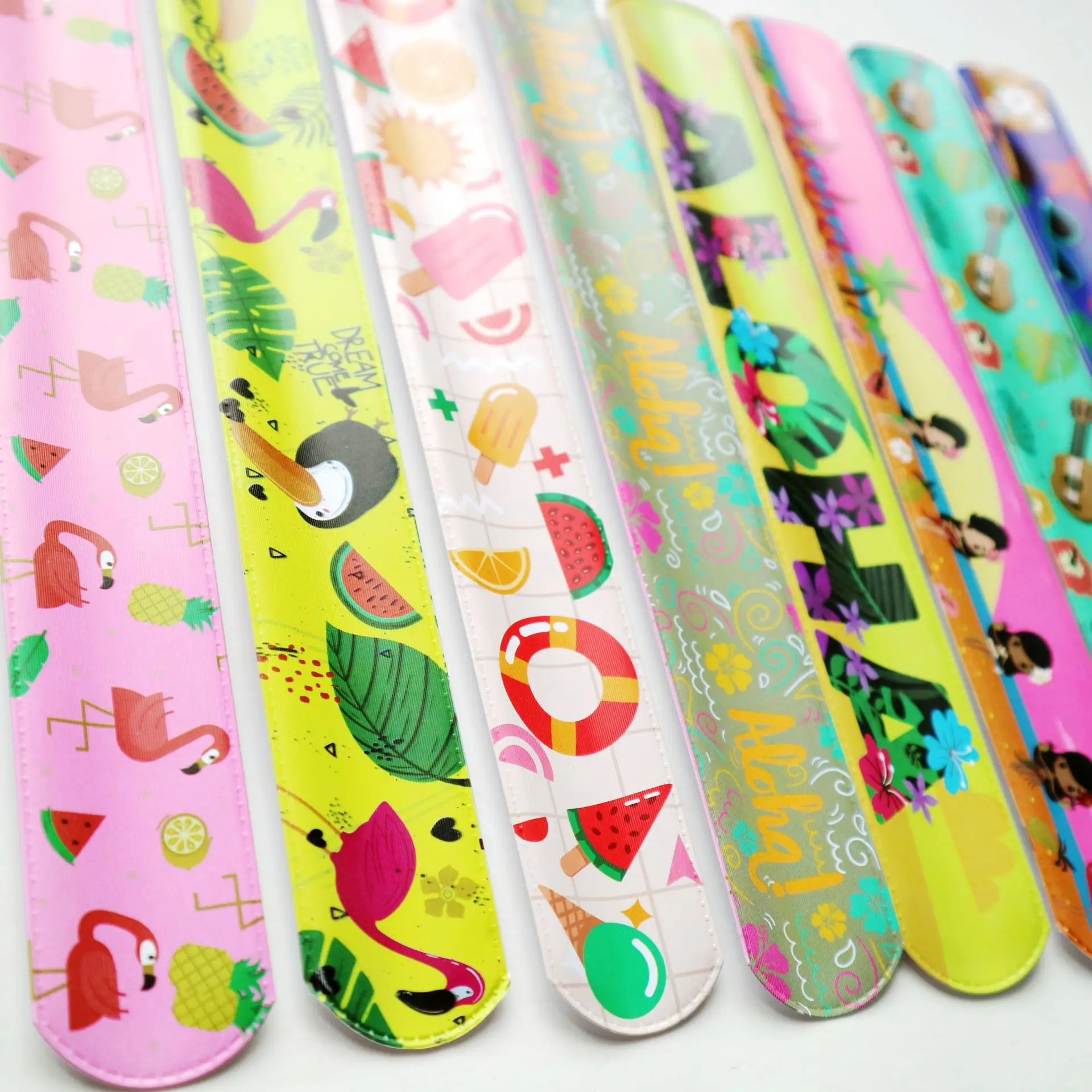 

Hawaii Party Summer Slap Bracelets Flamingo Theme Parti Tropical Beach Watermelon Fruits Party Aloha Kids Birthday Party Gifts