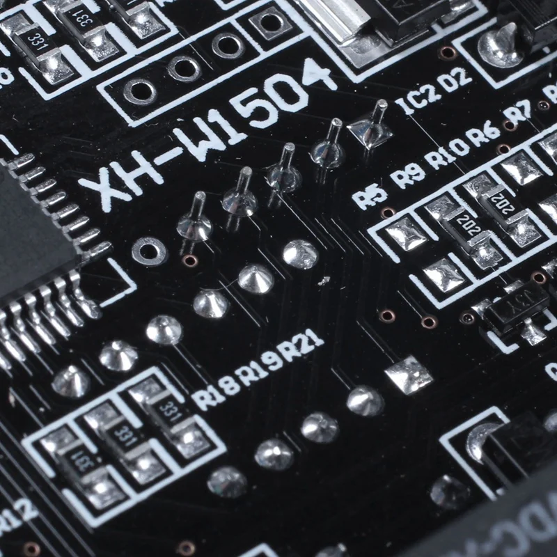 

Xh-W1504 Tec Semiconductor Cooler Thermostat Automatic Constant Temperature Controller Bit Control Module