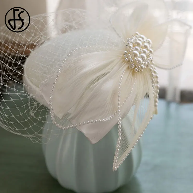 

FS 2021 Retro Fascinator Hat For Wedding Women Hair Clips Elegant Ladies Lace Applique Bowknot Pearl Bride Veil Church Hats