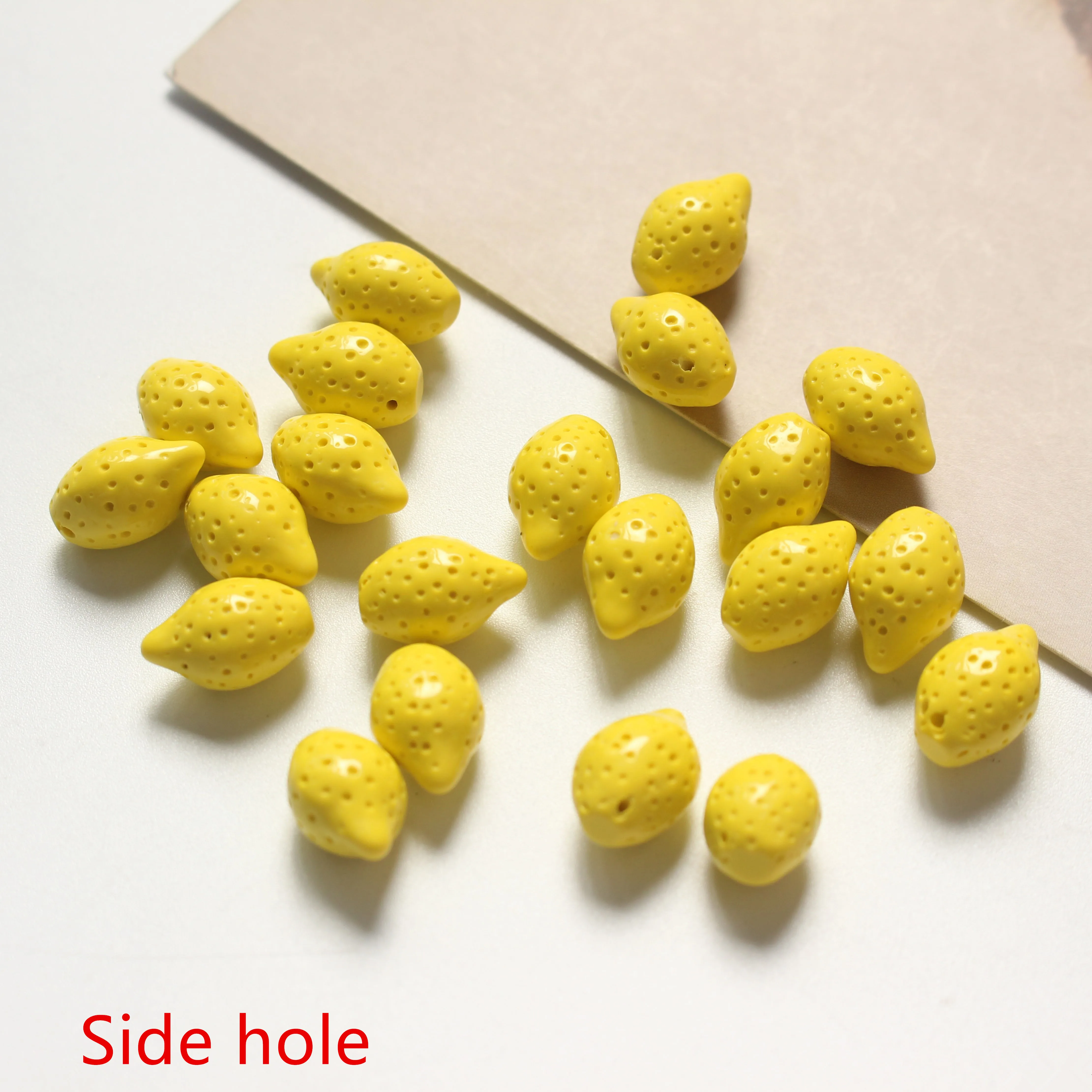 50 шт./лот разноцветные полимерные бусины в форме лимона и фруктов с