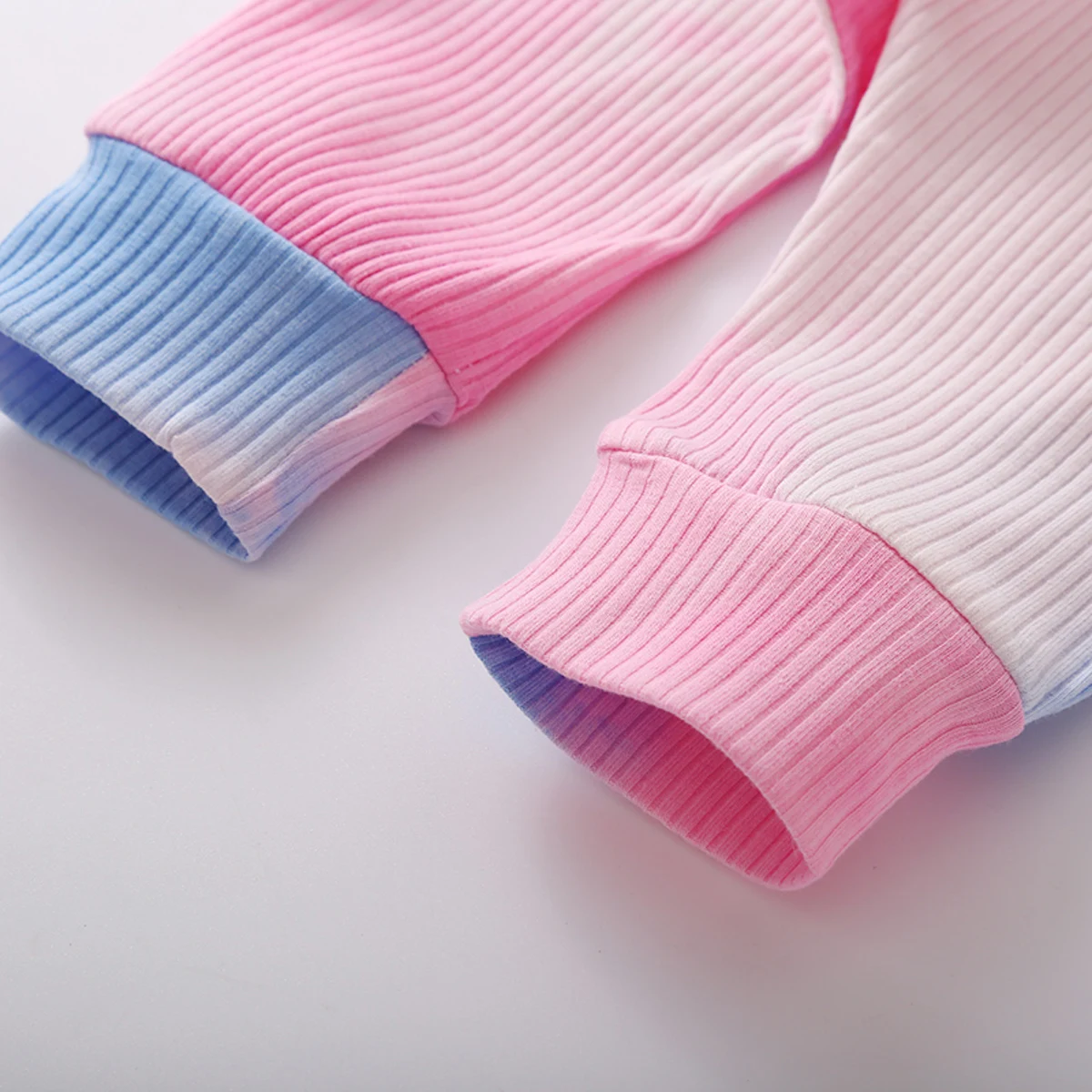 

2020 Autumn Baby Girls Boys Clothing Set Toddler Long Sleeve Single-breasted V-neck Romper+ Tie Dye Print Pants + Headband 0-24M