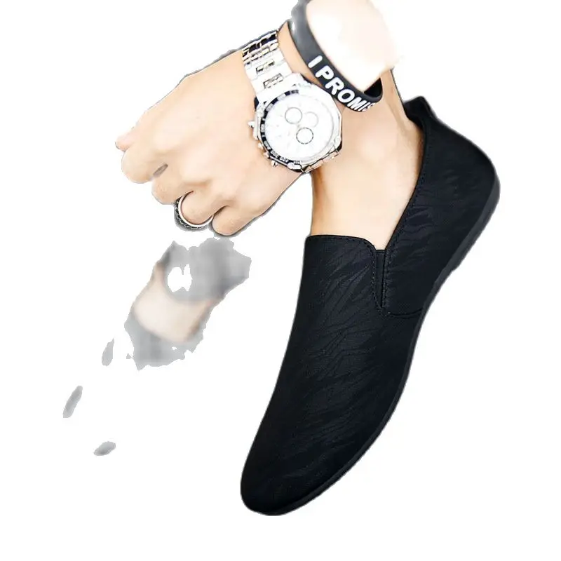 

Plus Size 38-46 Men Shoes Moccasin Soft Comfortable Black Canvas Shoes Men Casual Shoes Slip on Mens Loafers Sneakers Flats