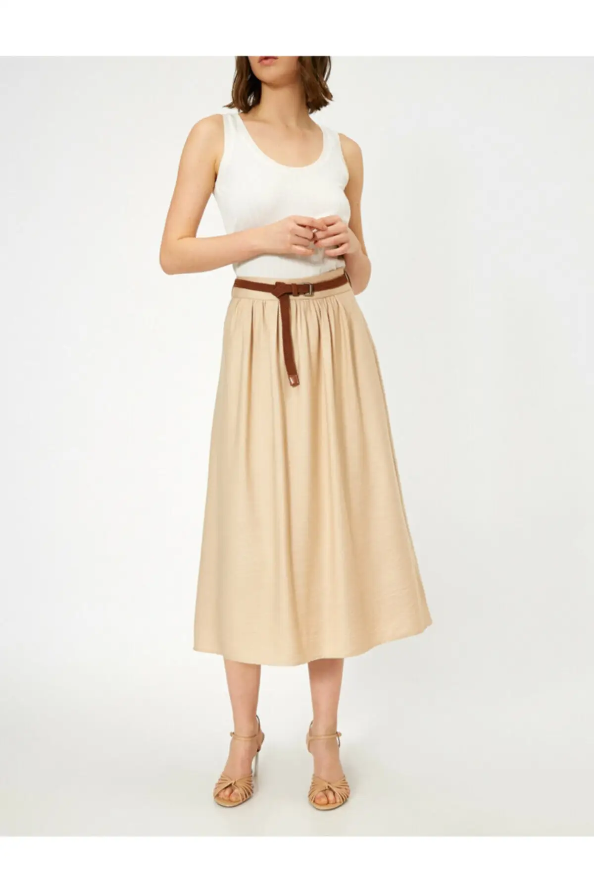 

Women raw white skirt