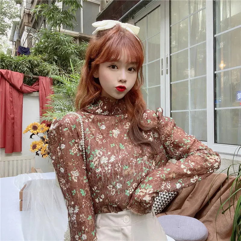 

Lace bottoming shirt women with new high collar French retro foreign style long sleeve t-shirt floral lace coat tide