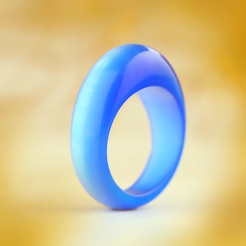 

Кольцо из натурального льда халцедона