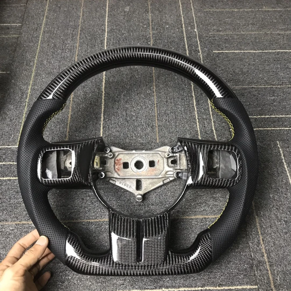 

Real Carbon Fiber Customized Steering Wheel For 2013 Jeep Wrangler No Button Car Driving Controller Left Hand Driver