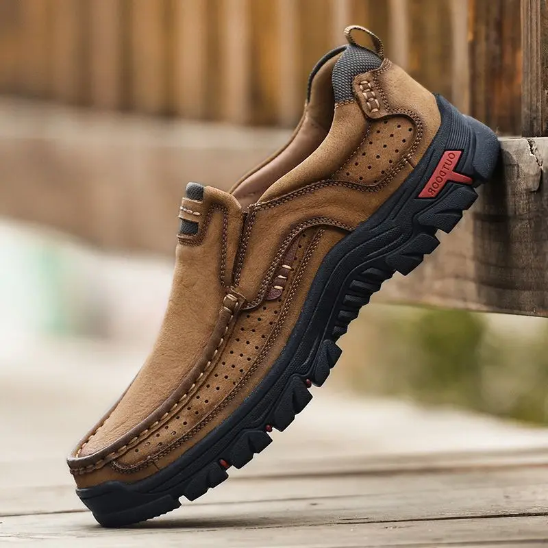 

Высокое качество, новинка, мужские удобные кроссовки, водонепроницаемая обувь, кожаные кроссовки, модная повседневная обувь для мужчин раз...