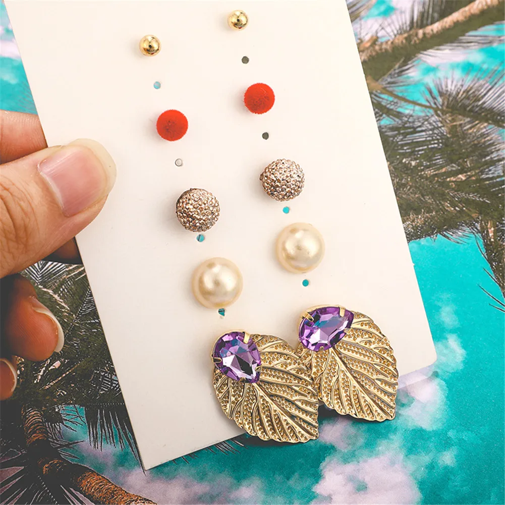 Серьги-гвоздики женские с жемчужными цветами и кристаллами винтажные элегантные