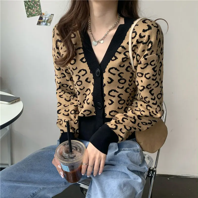 

Retro Leopard Print Women Cardigan Sweater Short Spring and Autumn 2021 Korean Loose Jacket V Neck Black Cardigan Knitted Trend