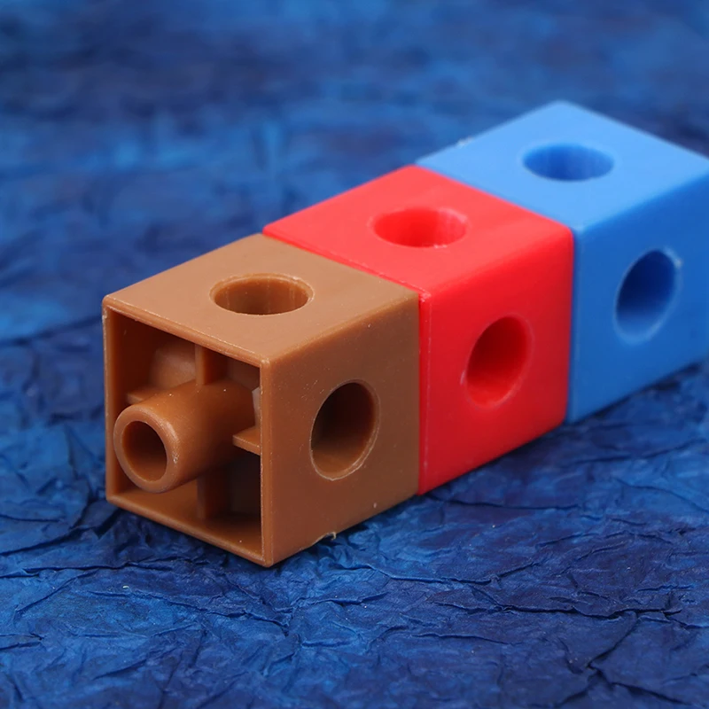 

30Pcs/Set Color Cubes Snap Assembling Toys Manipulative Math Kids Connecting Toy
