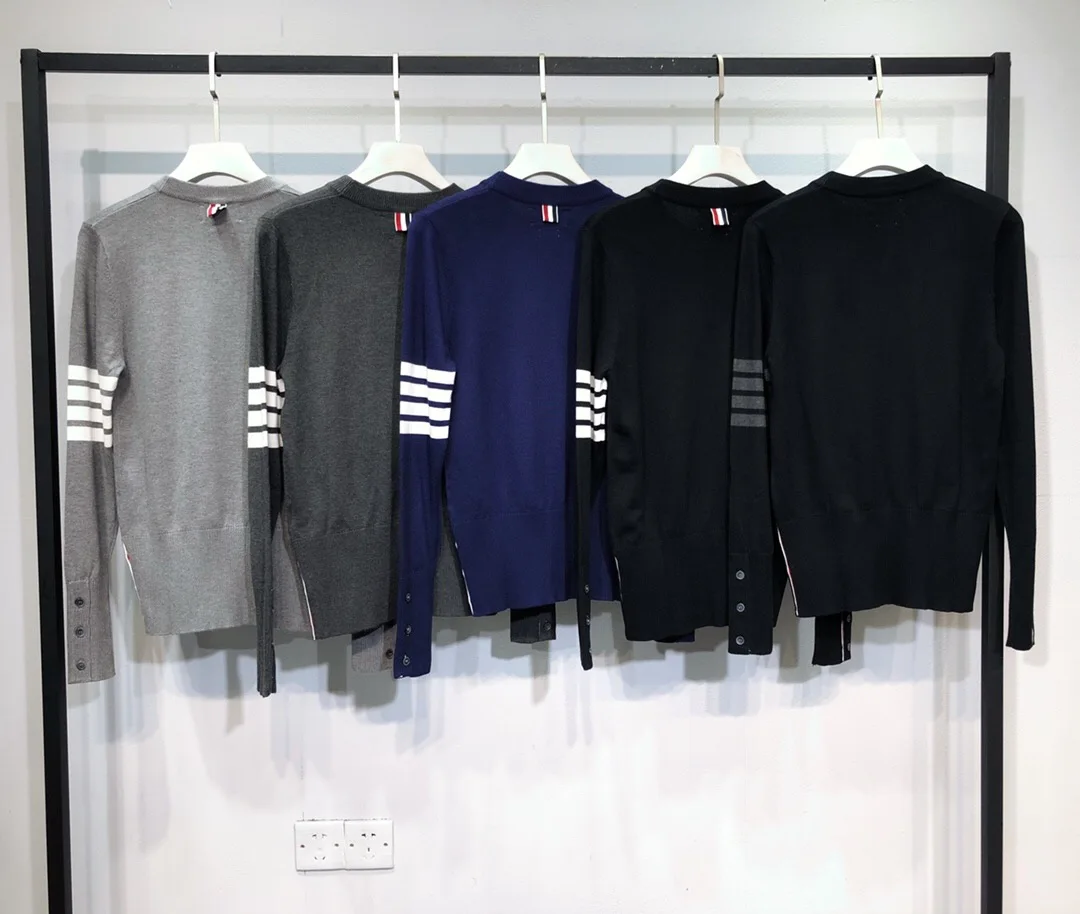 

fashion brand 2021 tb o-neck sweater men women striped wool pullovers slim fit knitted sweatshirt couple wear gray black