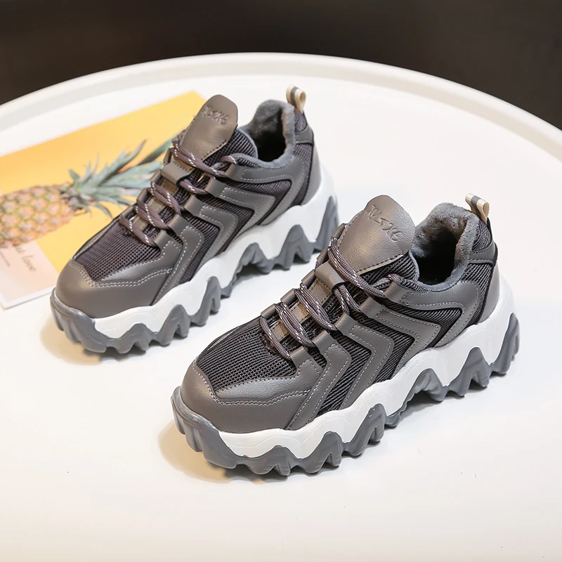 Женские кроссовки на толстой подошве Fujin модные из сетчатого материала платформе