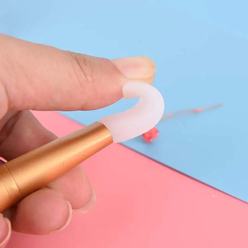 

1 Pc Soft Silicone Makeup Brush Facial Mask Stirring Brush 3 Colors Women Skin Face Care For Girl Cosmetic Tools Dropshipping