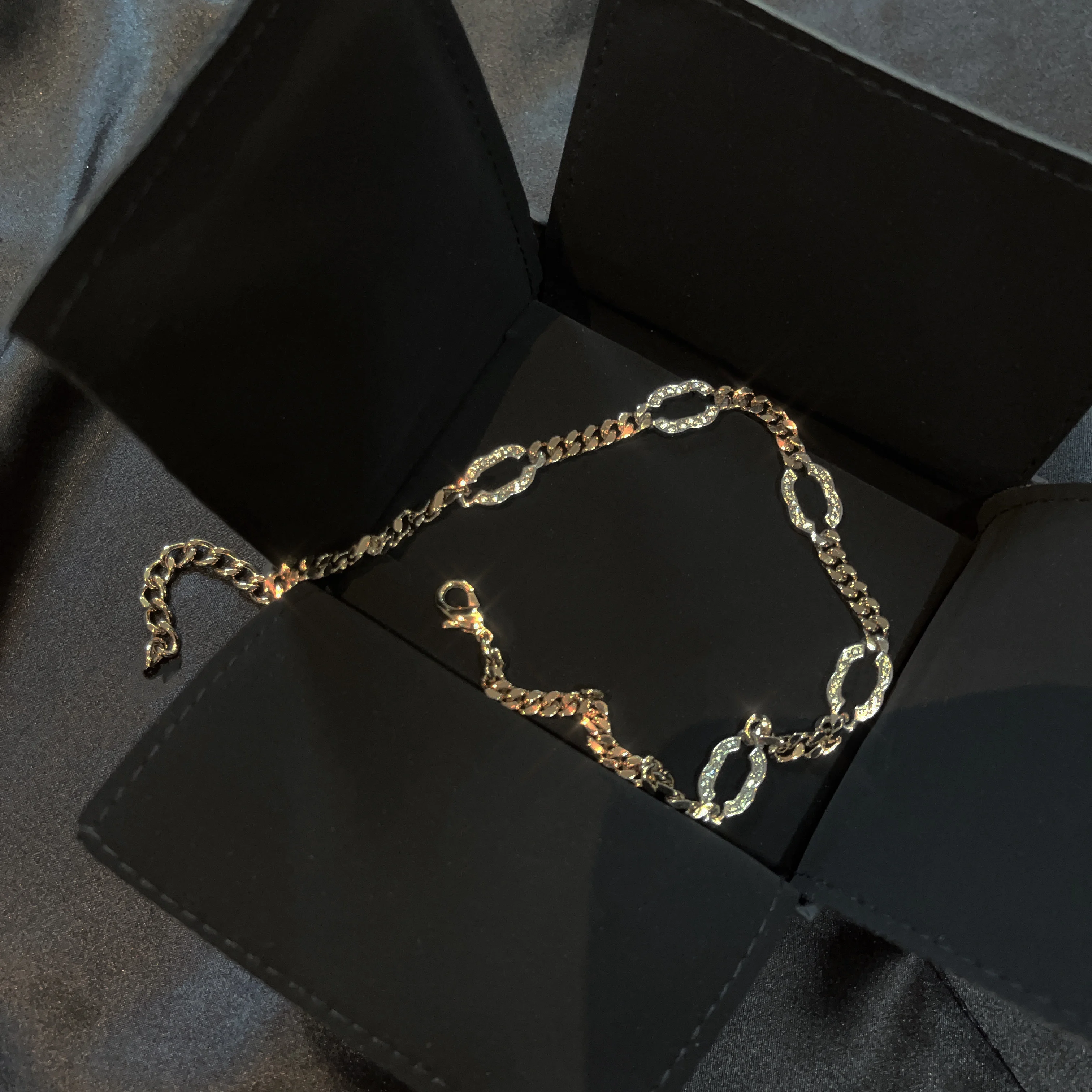 

Popular Original Fashion Brand Women Female 2021 New Style Autumn Jewelry Necklace Silver Quality Luxury Chain Choker Logo Gift
