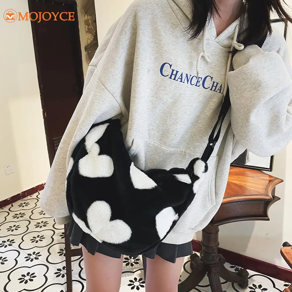 

2022 Winter Fashion Plush Crossbody Bags Women Love/Bear Fur Fluffy Tote Shopping Large Shoulder Bags Fluffy Crossbody Handbags