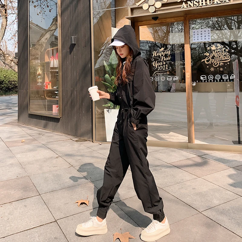 

Overalls for Women Long Sleeve Loose Black Hooded Jumpsuit Streetwear Hip Hop Gothic Harem One Piece Cargo Pants Spring Autumn