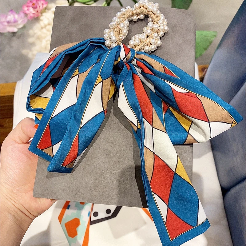 

Woman Big Pearl Hair Ties Fashion Korean Style Hairband Scrunchies Girls Ponytail Holders Rubber Band Hair Accessories