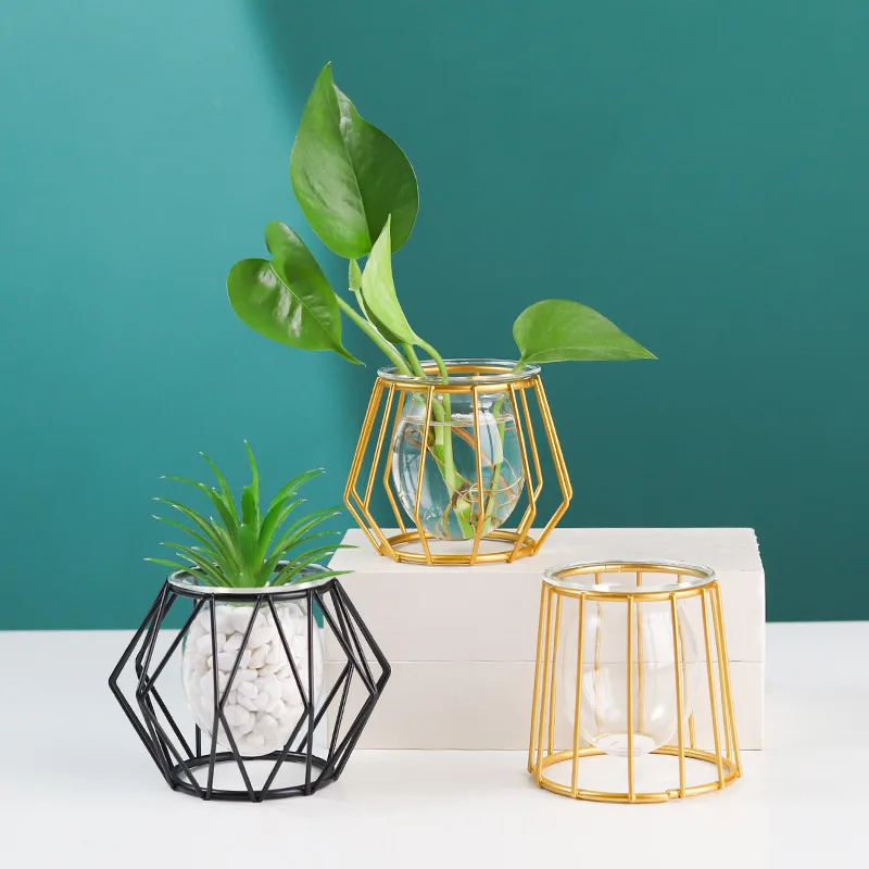 

Terrarium Retro Iron Line Vase Hydroponic Plant Flower Vase Home Decoration Metal Plant Holder Nordic Styles Iron Vases Ornament