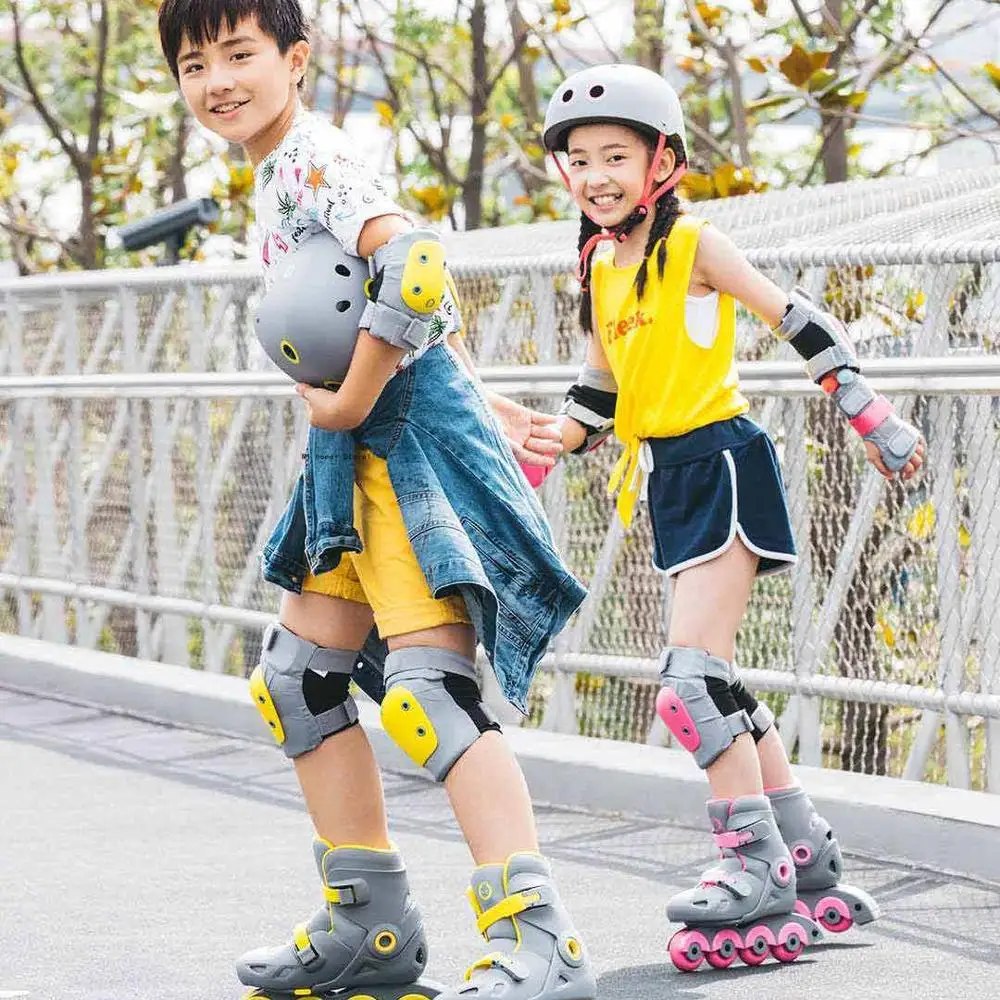 

XiaoXun Children's helmet sports protective gear combination skate skateboard Bicycle protector Safety environmental protection