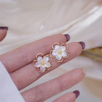 new arrive simple hollow flower earring for women charm acrylic plated 14k real gold stud earring girl lady jewelry pendant gift