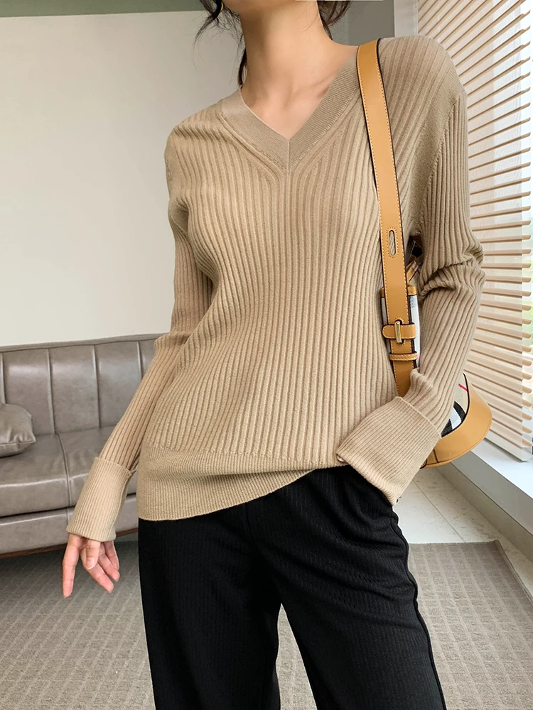 Women Pullovers Wool knitted Sweaters V neck pullover Fall Winter Bottoming knit Natural Silk Basic Sweater
