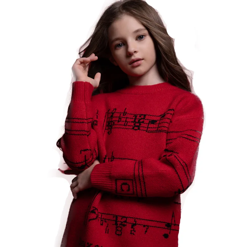 Новогодний свитер для девочек с принтом в виде нот осенний средней длины