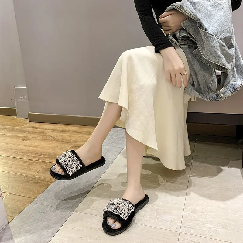 

Winter Slippers Women Shoes Woman Zapatos De Mujer Fashion Crystal Pearl Warm Fur Slippers Flat Shoes Women Slides Plus Size