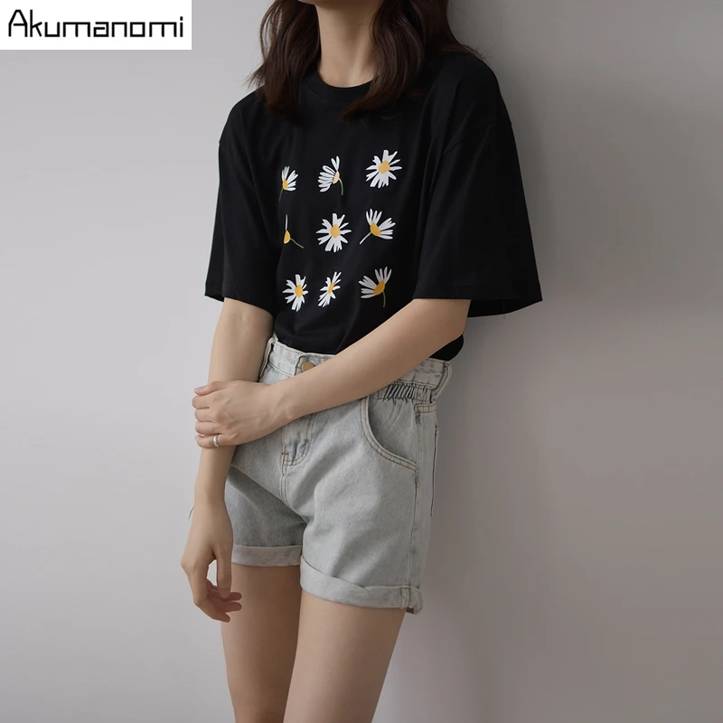 Футболка женская хлопковая с круглым вырезом и коротким рукавом милая размера