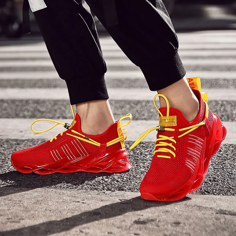 

2020 Fashion Men Running Sneakers Breathable Mesh Men's Sneaker White Black Male Sports Shoes Outdoor Man Jogging Shoes Zapatos