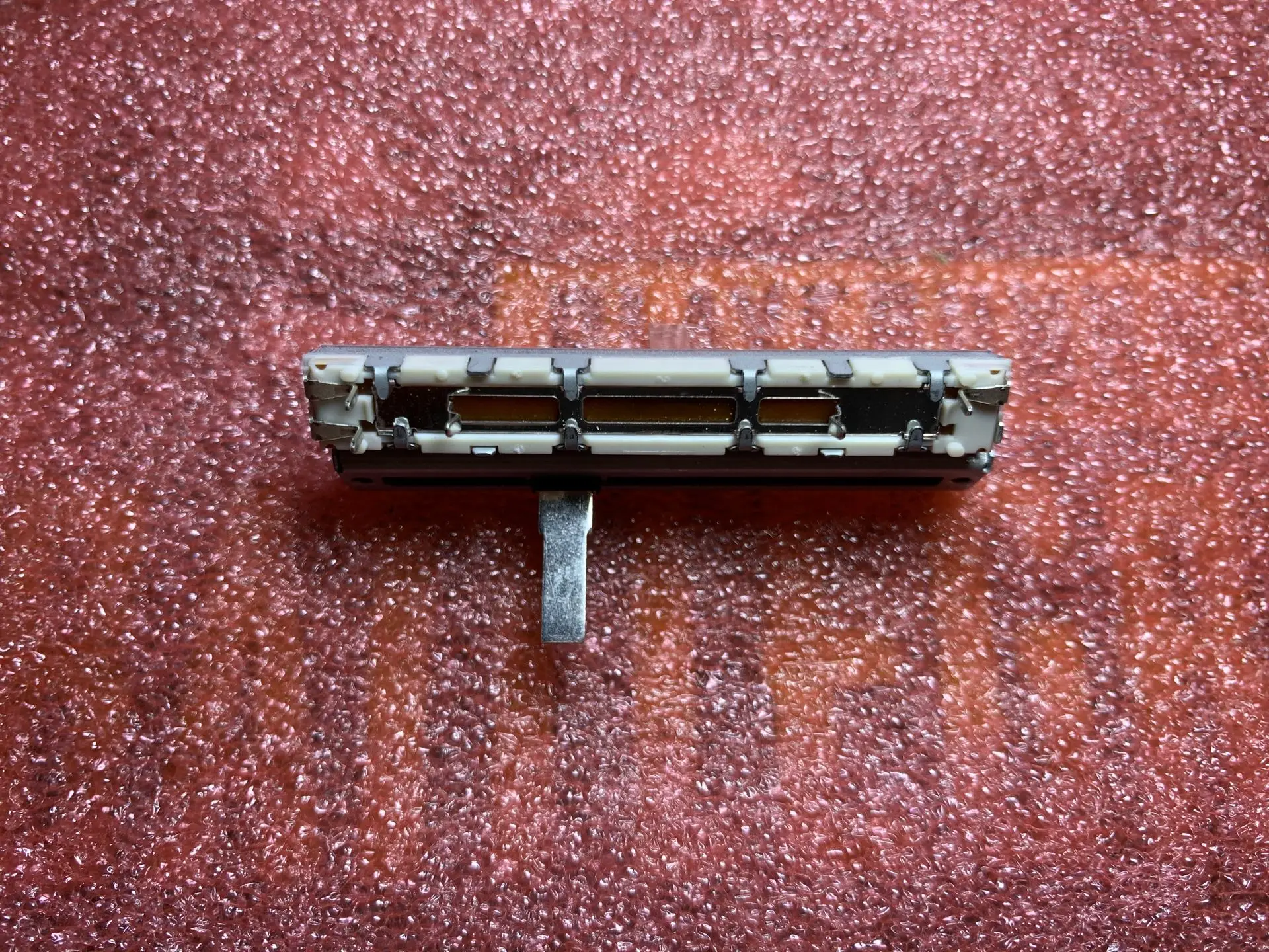 ALPS-переключатель 6 см 60 мм ход 45 миксер звук скользящий фейдер B10K длина ручки 15 с