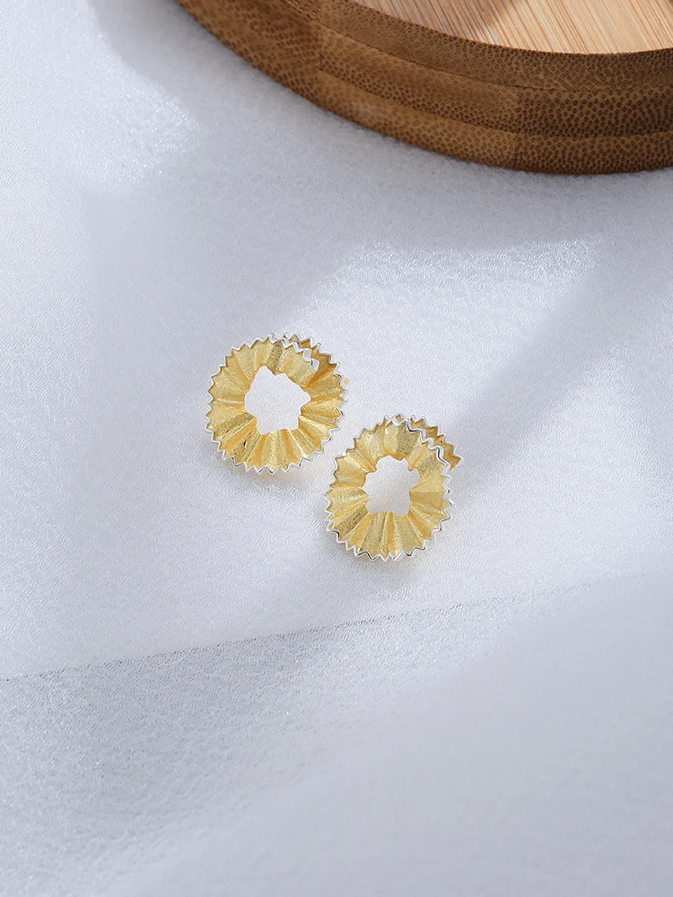 

ZEMIOR Golden Earrings For Women Real Sterling Silver 925 Jewelry Creative Pencil Shavings Letter C Shape Stud Earrings Hot Sale