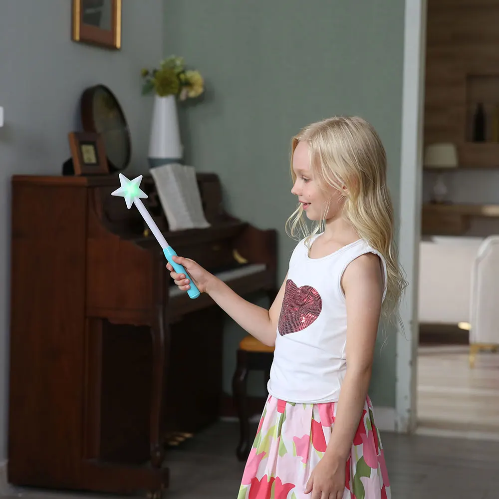 

Boomerang Spinner Magic Wand Blue And White Star-Shaped Magic Wand Durable Portable Magic Wand Toy