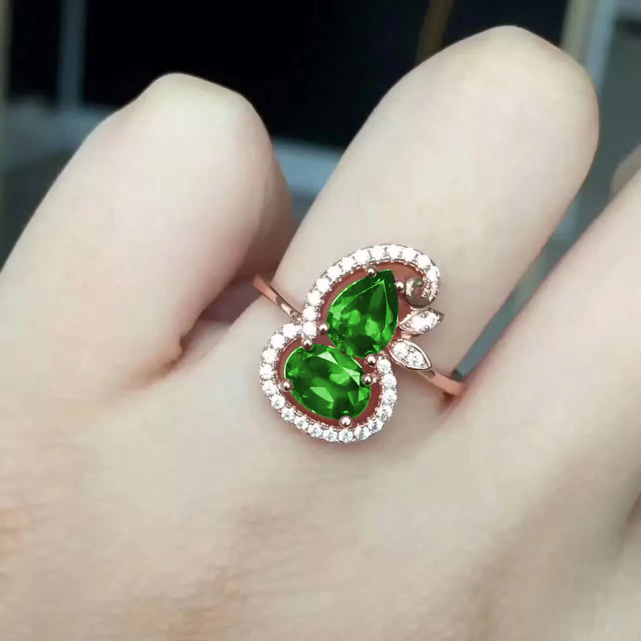 

Elegant Rose Gold Plated Gems Gourd Ring for Good Lucky Wealth Jewelry Cocktail Party Women's Ring Zircon Crystal Ring Jewelry