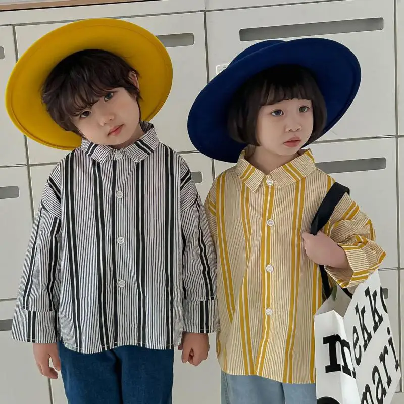 

Детские рубашки, новинка 2022, модные топы для мальчиков и девочек, модная одежда в полоску на весну и лето, трендовая рубашка с отложным ворот...