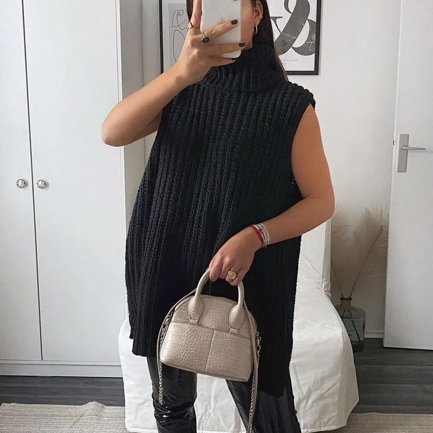 

WEPBEL Autumn Winter Solid Color Loose Knitted Sweater Women's Casual Sleeveless Turn-down Collar Pullover Knitted Sweater