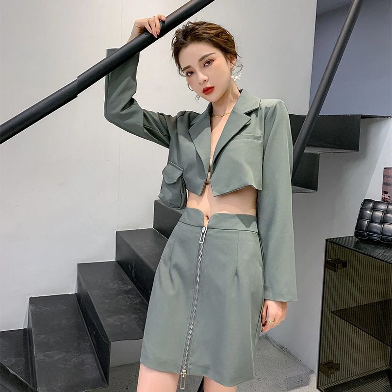 

2 Two Piece Set 2021 Autumn Fashion Pocket Short Suit Blazer Women Long Sleeve Notched Collar Jacket Blazer Mini Skirt Set