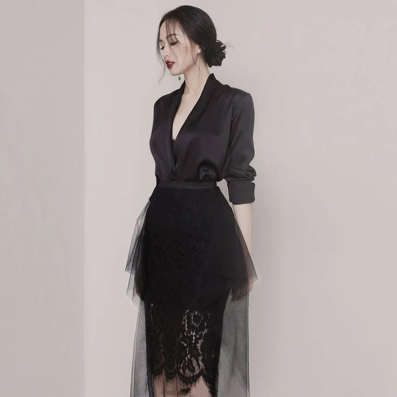 Женское кружевное платье с юбкой-годе элегантное короткое до колена V-образным