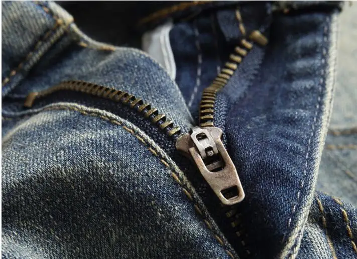 Mens Jeans Fashion Trendy Ripped Hole Slim Fit Stretch Embroidery Cobra Men Jeans Skinny Trendy Pants