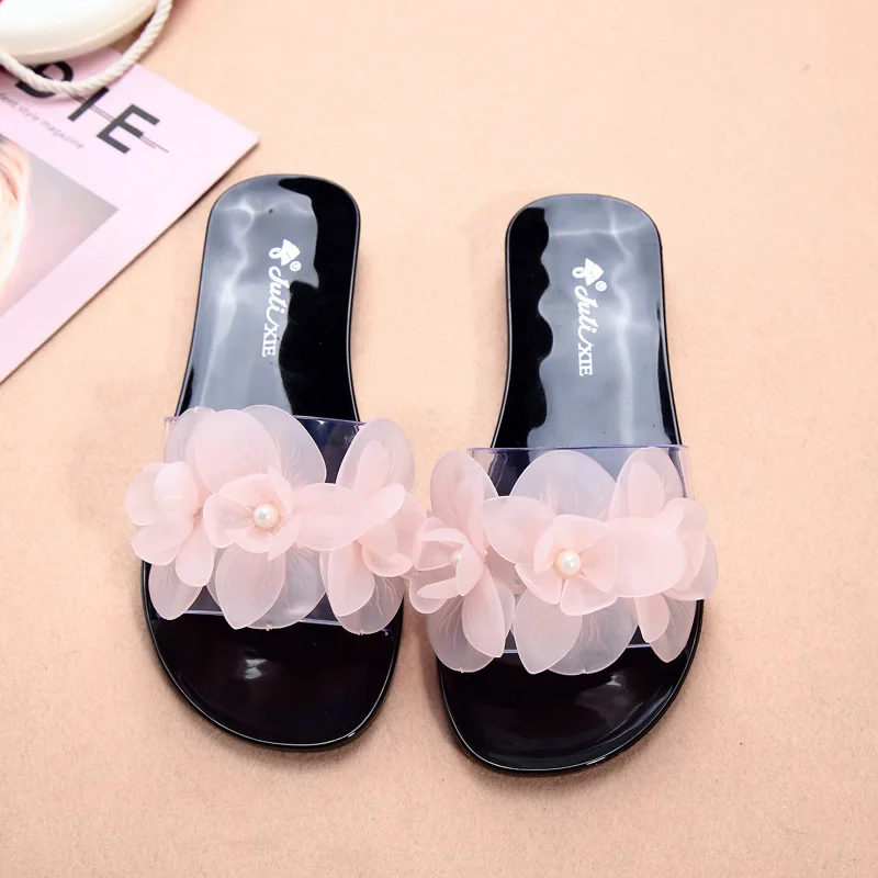New Summer Slippers Female Flower Crystal Jelly Sandals and Slippers Fashion Non-slip Outer Wear Flat Transparent Beach Shoes