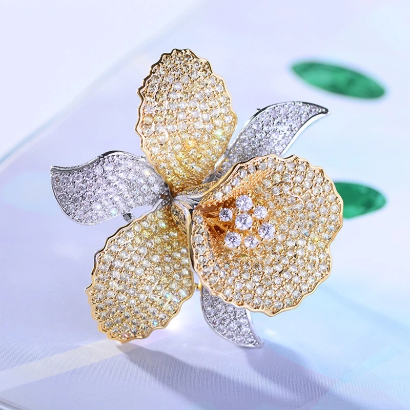

Flower Brooches for Women Vintage Fashion Style Elegant Wedding Pins Party Brooch