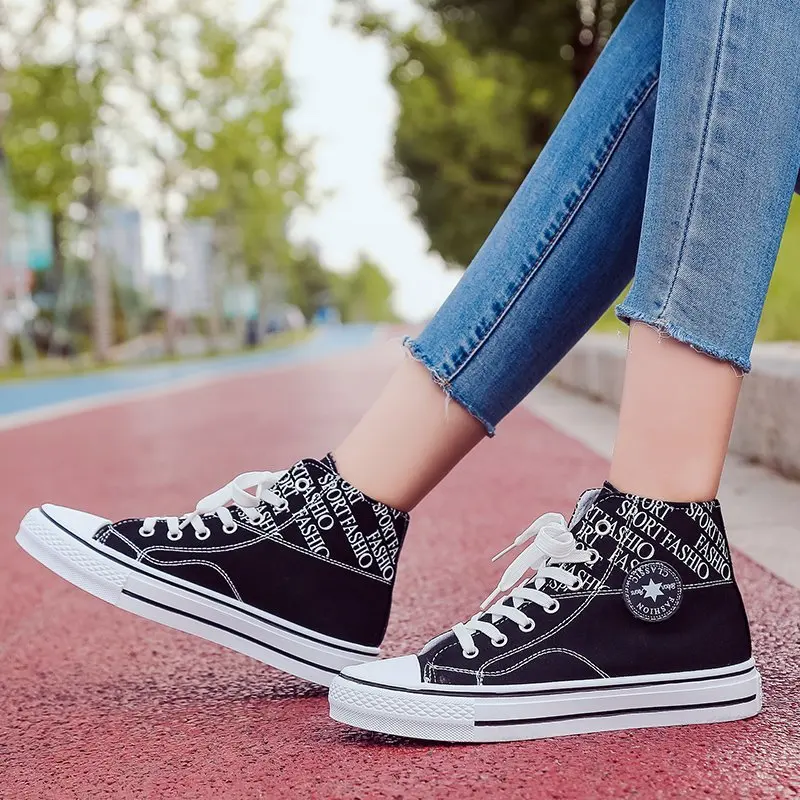 Женские кроссовки с высоким берцем Парусиновая обувь Белые туфли на шнуровке