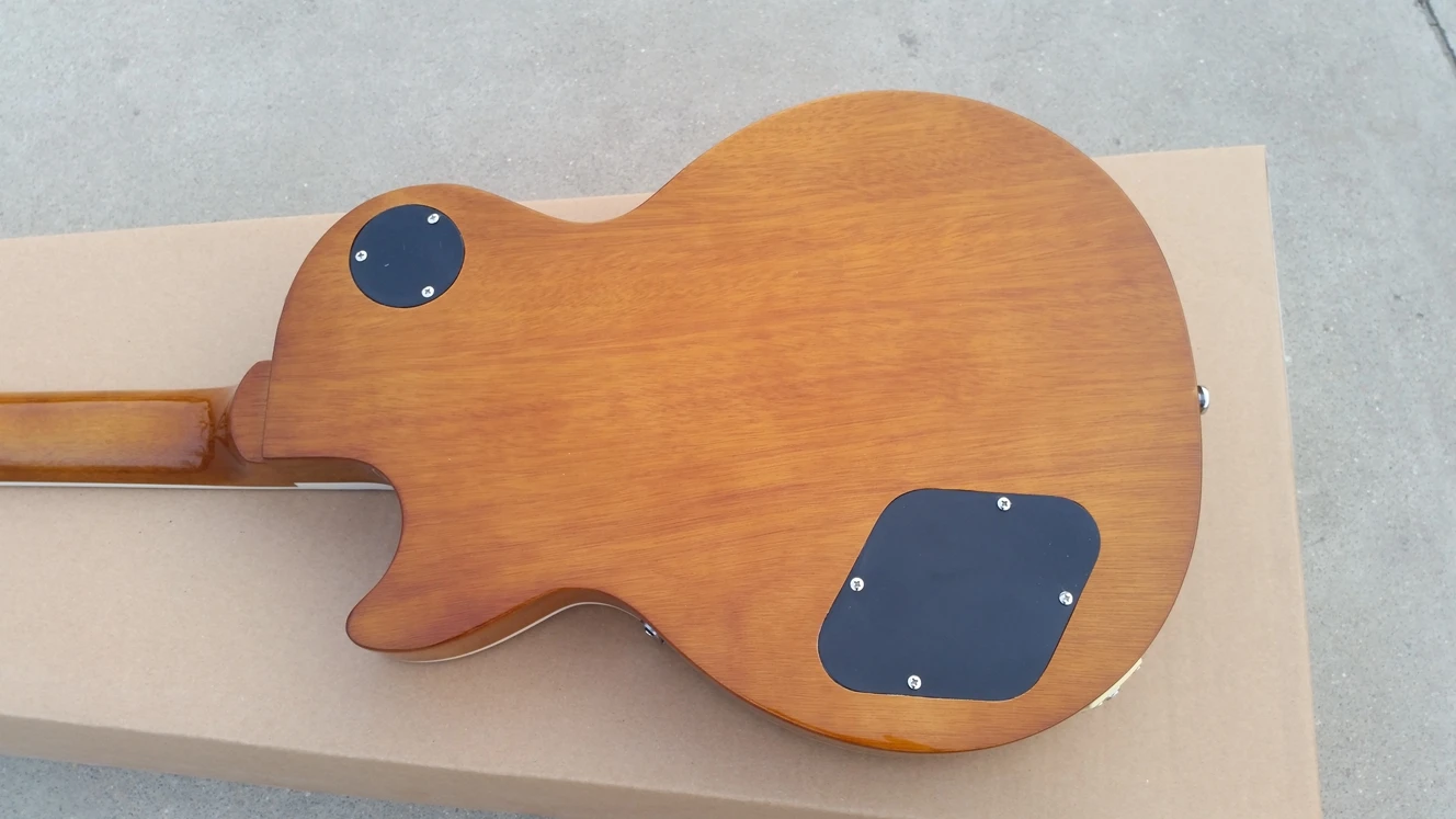 2021 Высококачественная электрическая гитара, корпус из твердого красного дерева с покрытием из огненного клена