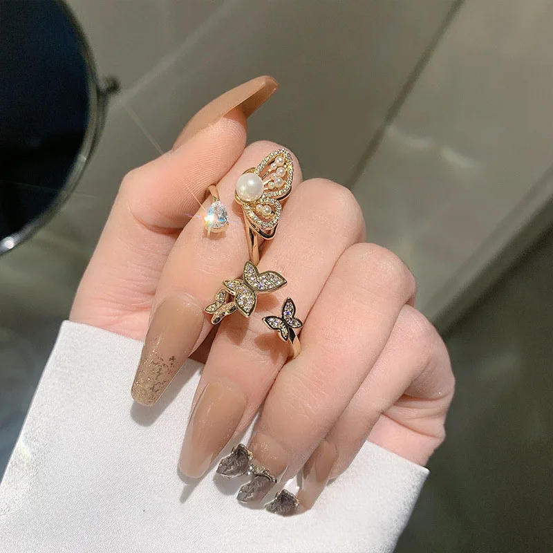 

Trendy Gold Butterfly Rings For Women Love Couple Rings Set Friendship Engagement Wedding Open Rings 2021 Jewelry