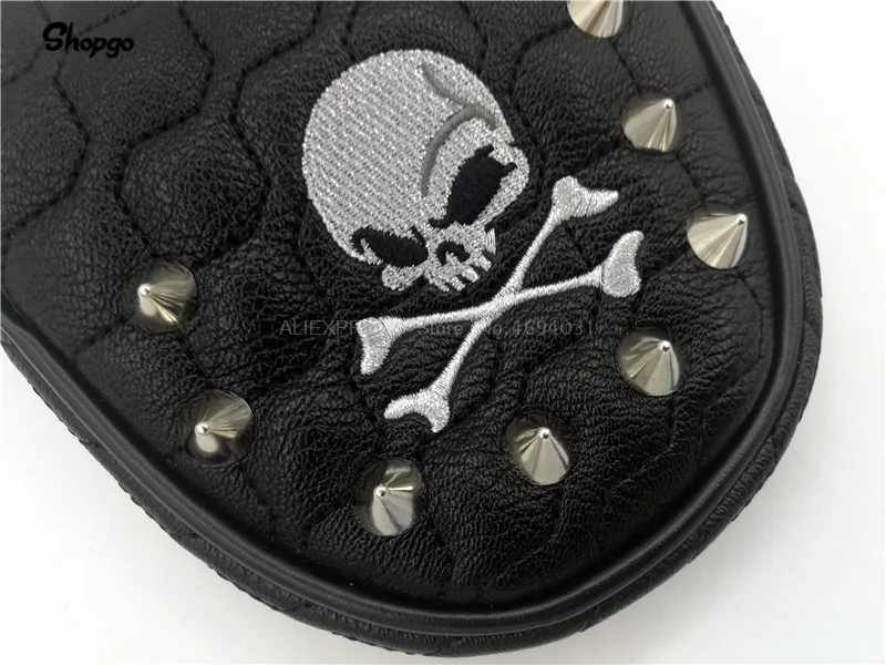 Чехол с заклепками искусственная кожа 13 х11 см | Спорт и развлечения