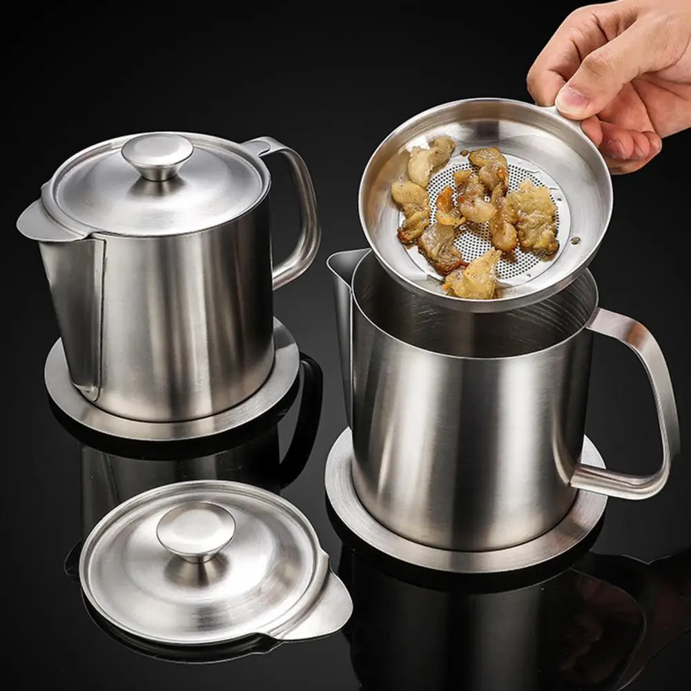 

Grease Strainer Kitchen Oil Container Dripproof Base Heat Resistance Easy Washing Oil Storage Pot with Removable Filter for Fry