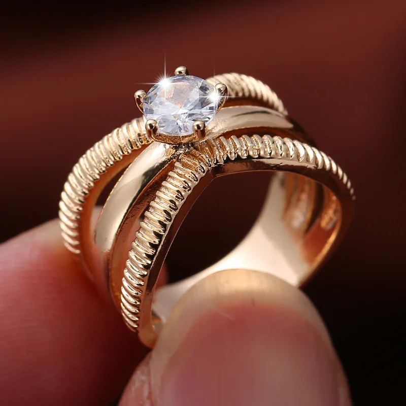 

Irregular Gold Ring With White Zircon Women Rings Fashion Glamour Banquet Engagement Rings Give Girlfriend A Birthday Gift
