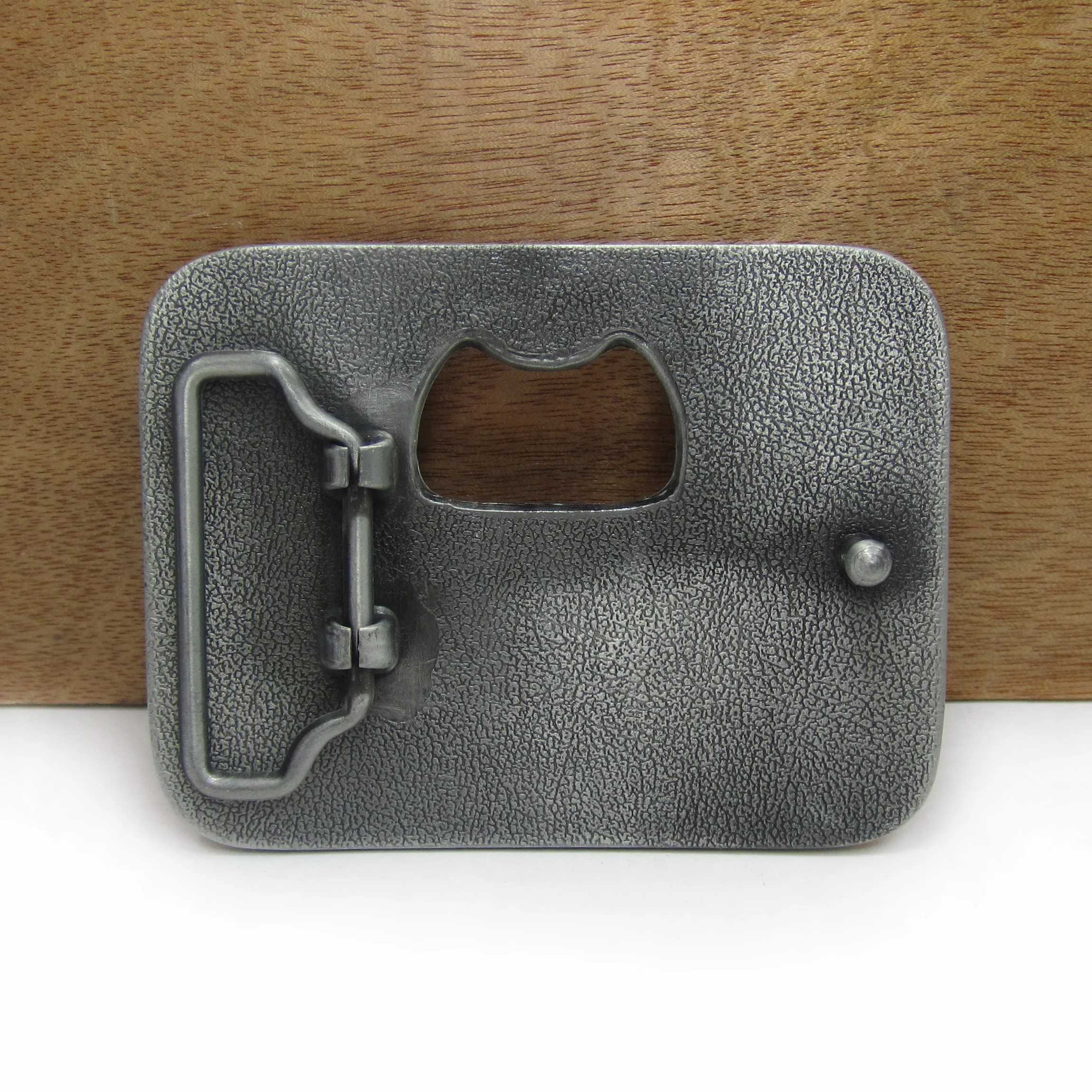 Пряжка для джинсов BuckleClub из цинкового сплава в стиле ретро с открывалкой виде