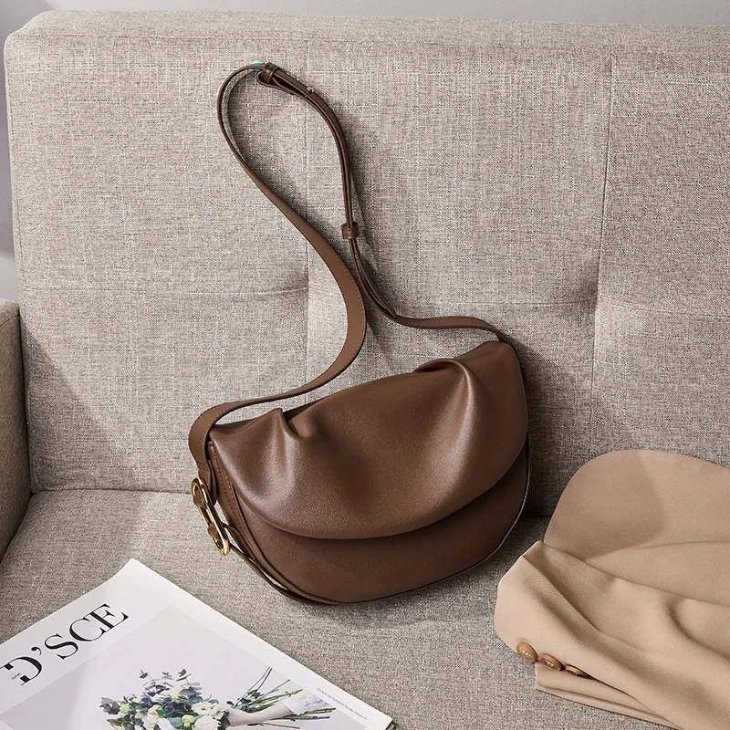 

Качественные сумки для женщин, модная маленькая плиссированная сумка для подмышек, женская кожаная сумка на плечо, повседневные однотонные...