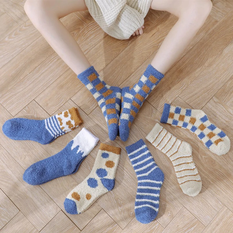 

Female Tube Socks Autumn&Winter Striped lattice printing Plush Coral Fleece Socks Cute Thick Girls Warm Sleeping Floor Sleep Sox