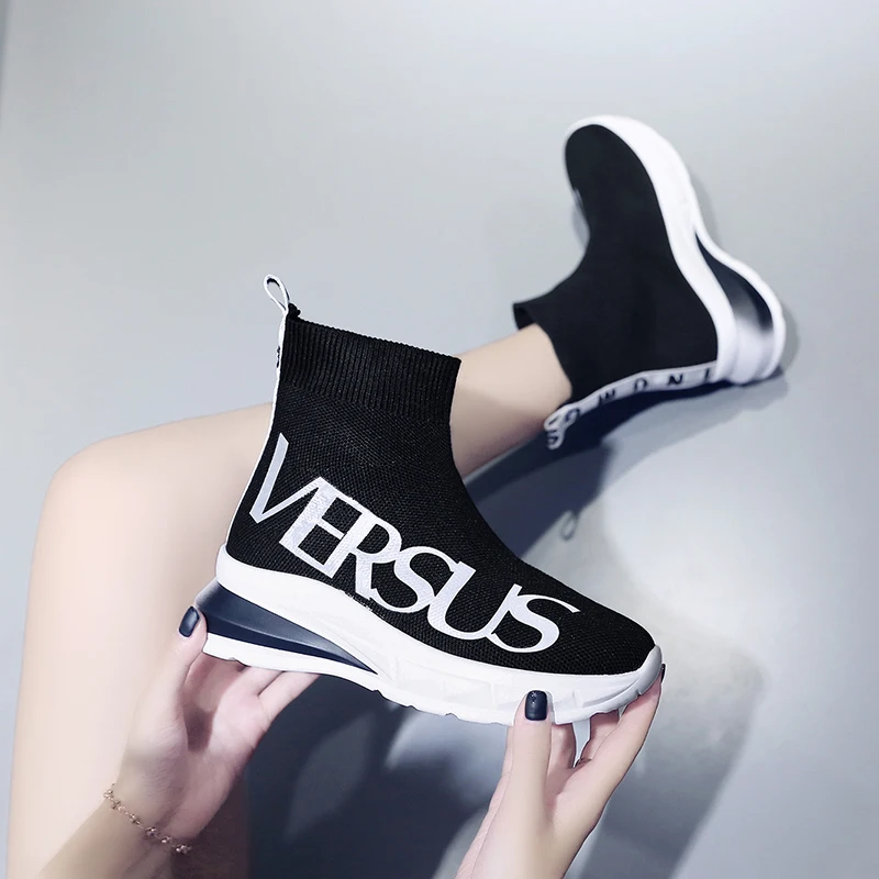 Black single shoes Женские носки; коллекция года; красная женская обувь; сезон осень; Новинка; Летающая обувь; Дышащие Высокие эластичные летние спортивные полусапожки - Цвет: Black single shoes